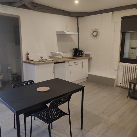 *Les Studios L'Amandine* Perigueux Bagian luar foto